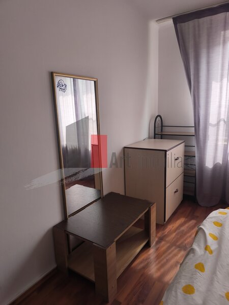 Crangasi, apartament 3 camere.